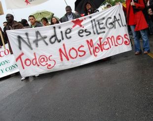 'Ninguén é ilegal. Movémonos tod@s' / Flickr: Ricardoo