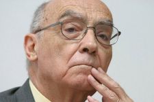 O escritor portugués e Nobel de Literatura, José Saramago